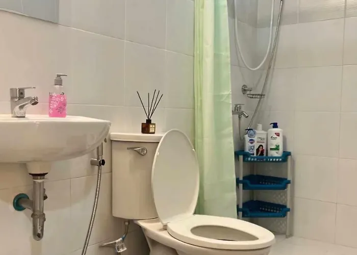 2 Bedroom Unit Apartment Manila