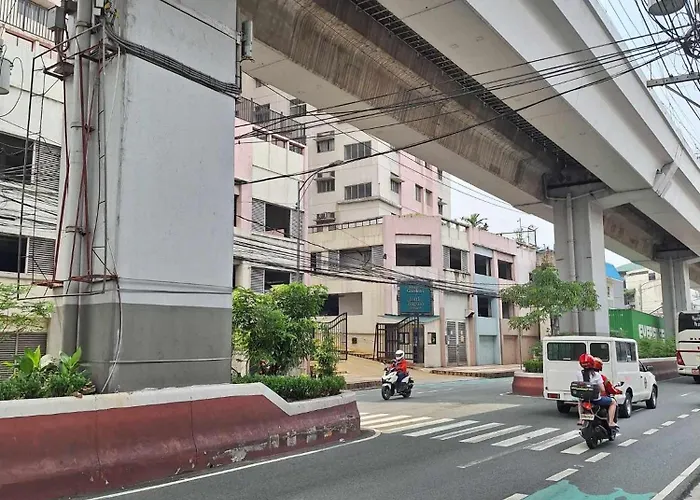 2 Bedroom Unit Apartment Manila